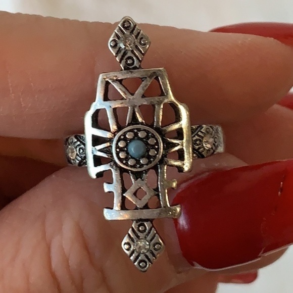 Jewelry - 💐5/25 southwestern faux turquoise elegant large silver tone statement